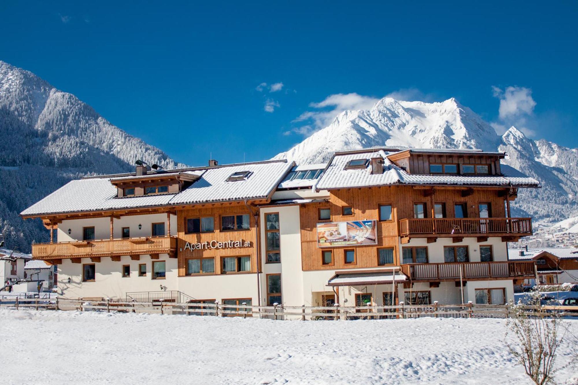 Apart Central - Premium Mountain&Garden Mayrhofen Zewnętrze zdjęcie